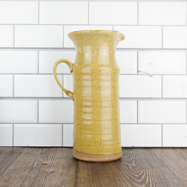Giant Pitcher – Yellow